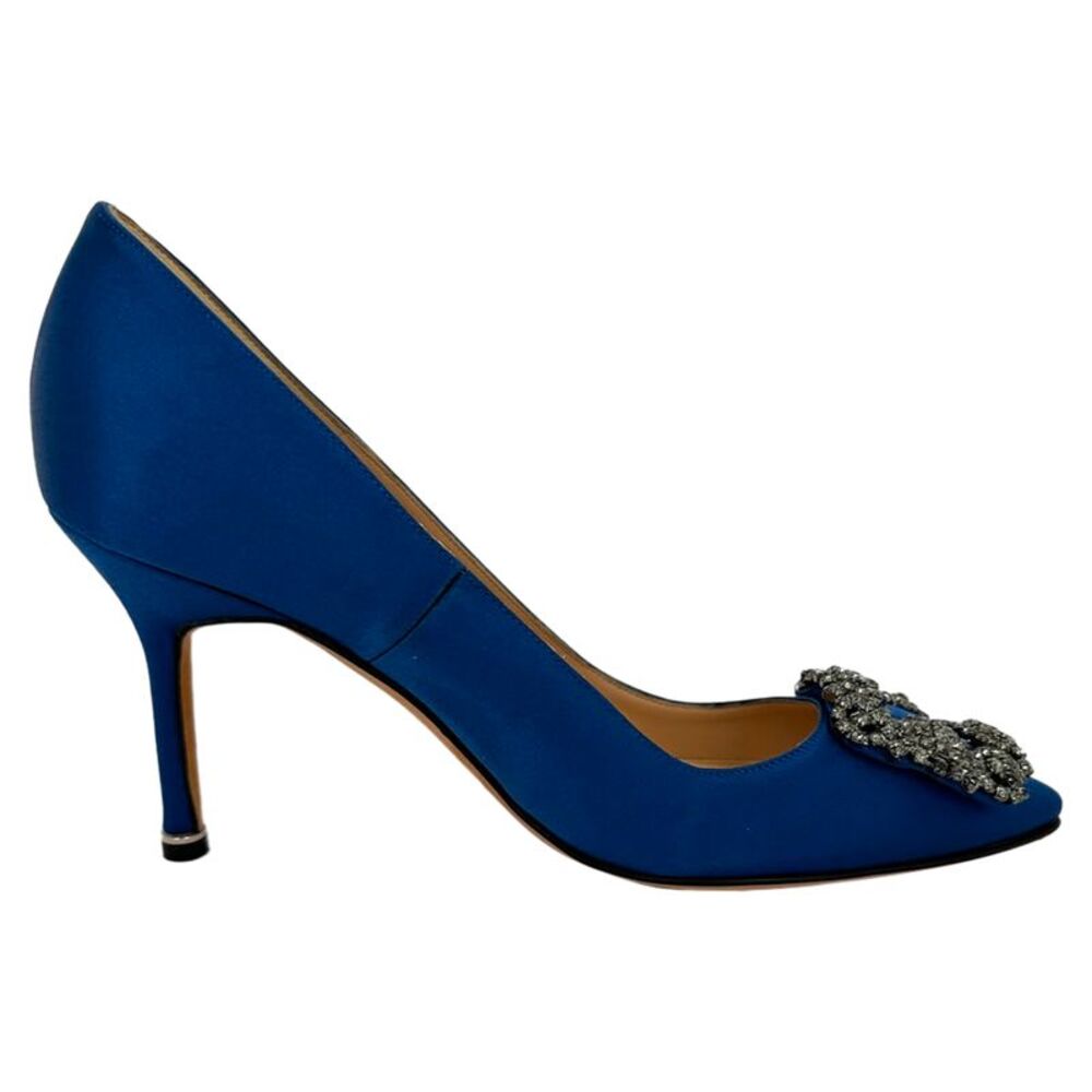 Manolo Blahnik Hangisi Embellished Pumps in Blue Satin
